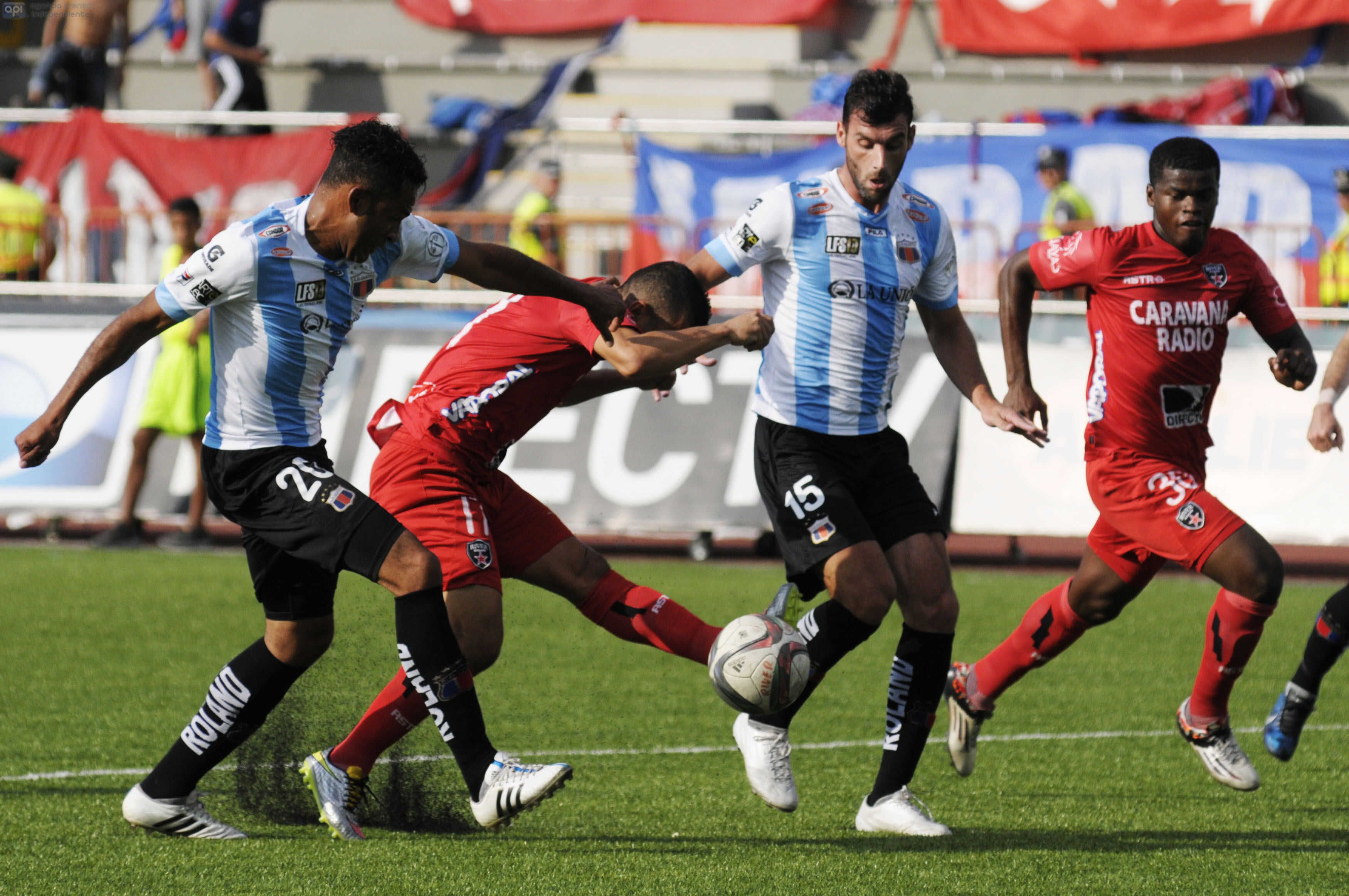 Deportivo Quito no pudo ante River y cayó en el Christian Benítez