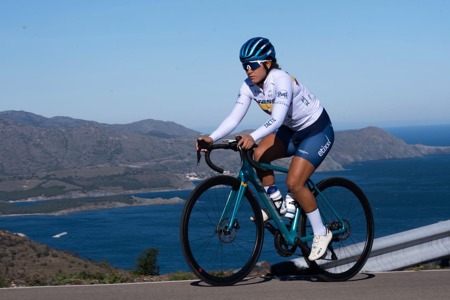 Miryam Núñez es la primera tricolor en completar una Gran Vuelta